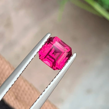 1.35 Carats Pinkish Red Garnet, Pink Garnet Gemstone Asscher Shape