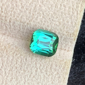 Bluish Green Tourmaline ring
Bluish Green Tourmaline pendant