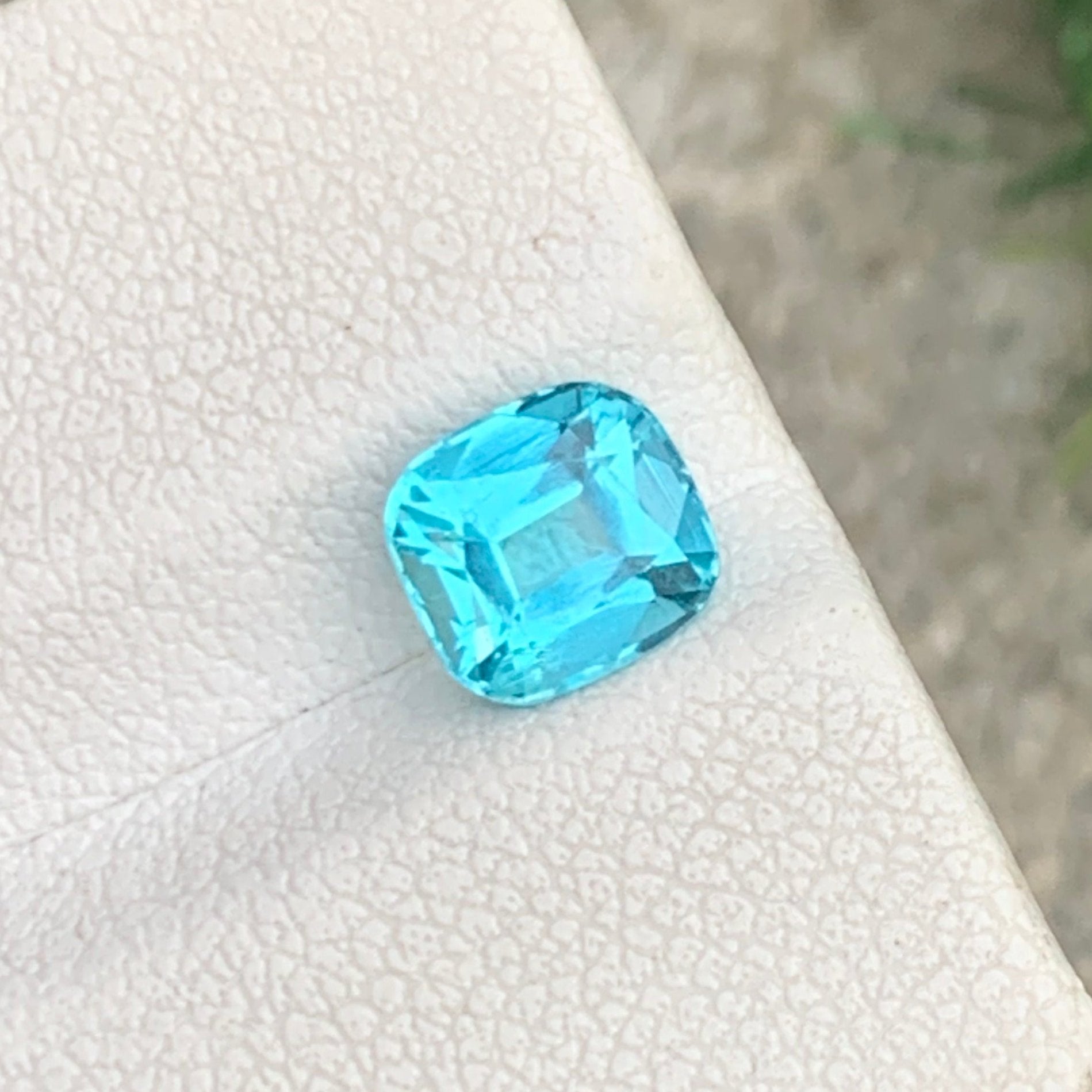 Neon Blue Apatite