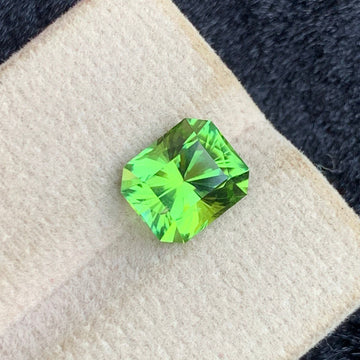 Green Tourmaline 
Green Tourmaline jewelry