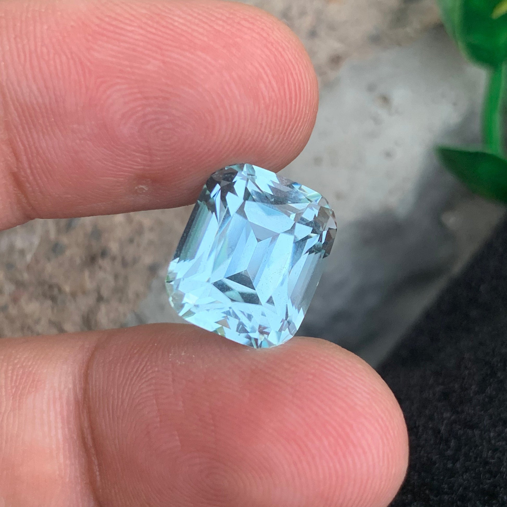  Aquamarine ring
 Aquamarine pendant
 Aquamarine gift