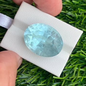 Aquamarine ring
Aquamarine pendant