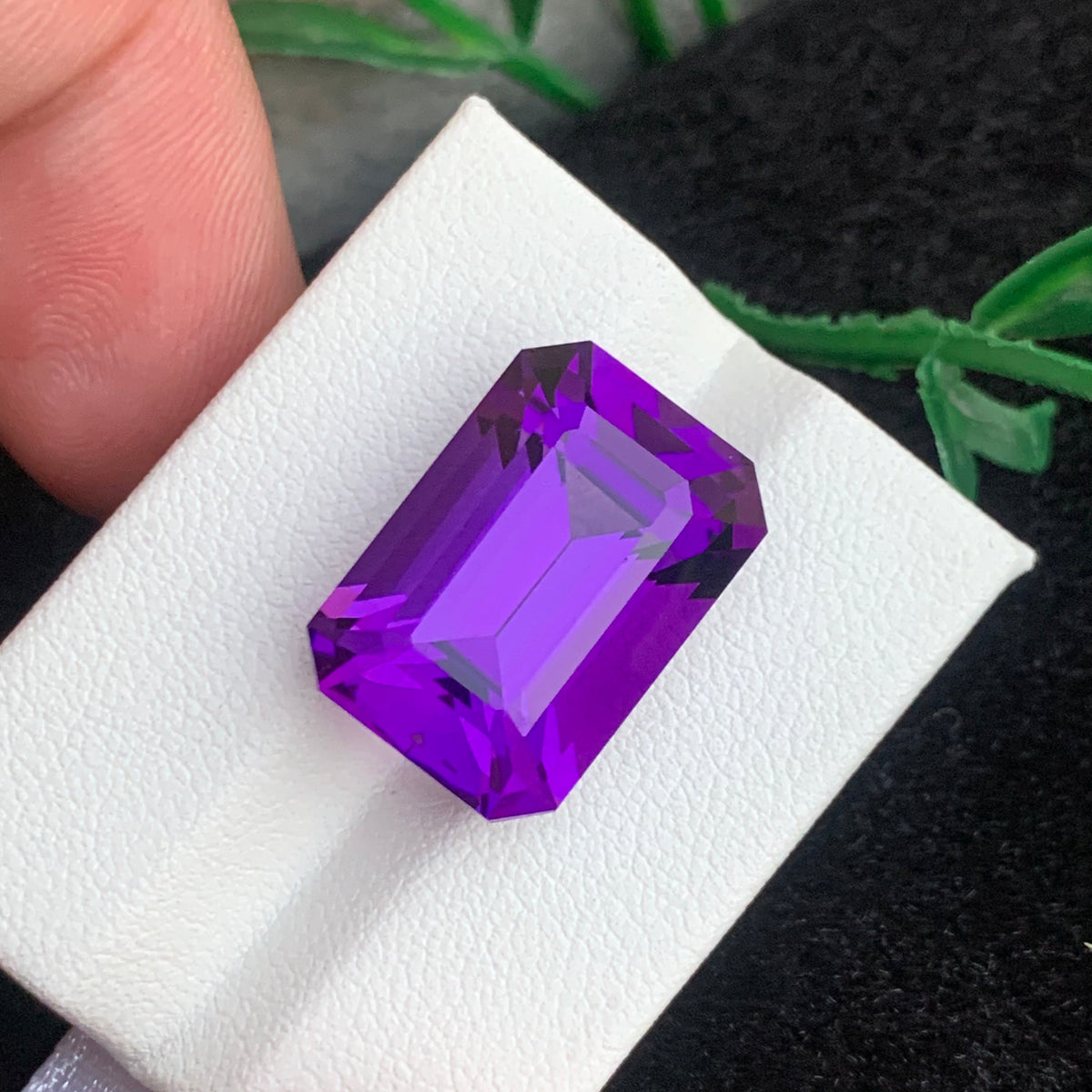 Pinkish Purple Amethyst ring
Pinkish Purple Amethyst pendant