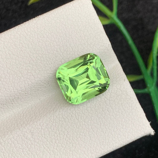 Green Peridot gemstone
Green Peridot jewelry