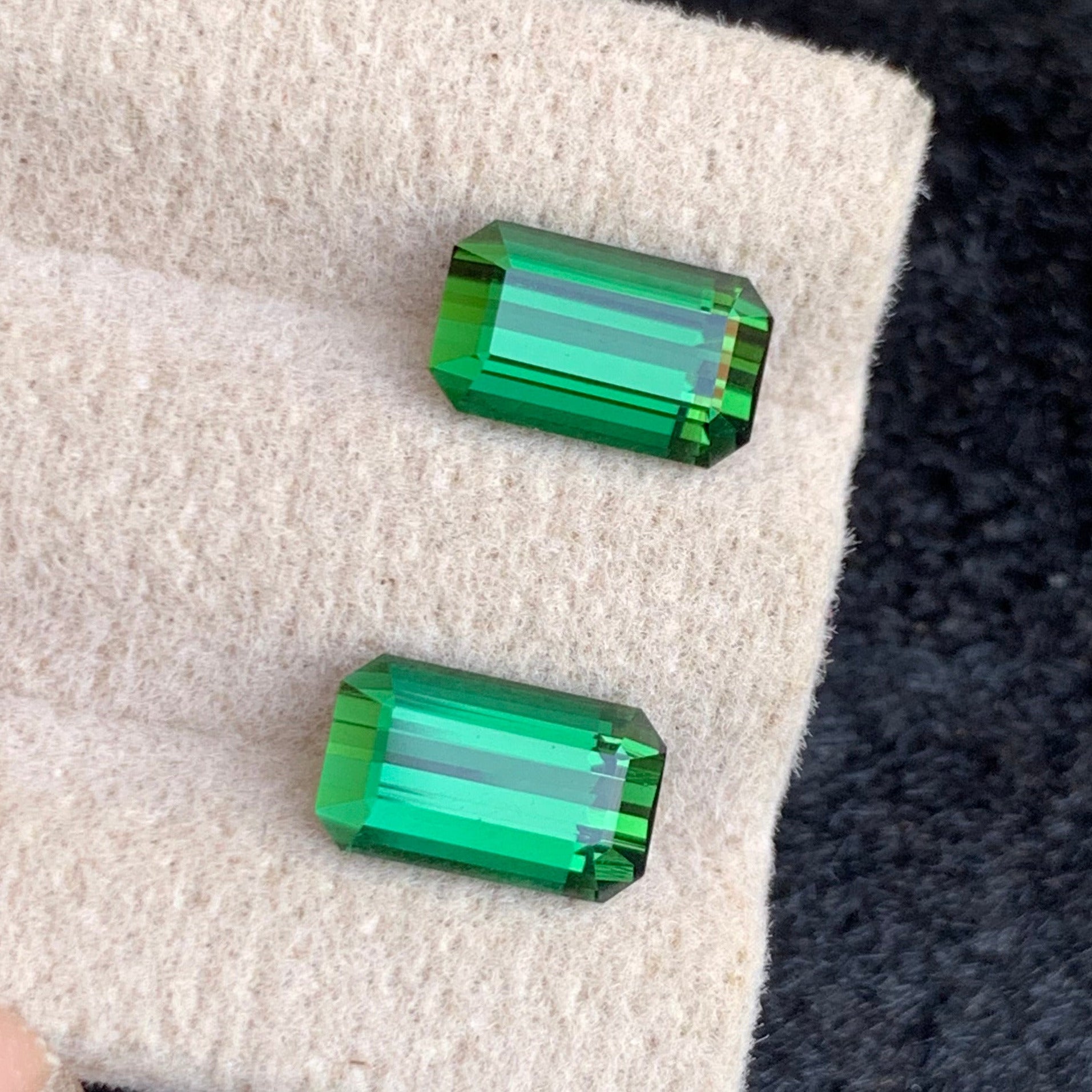 Vivid Green Tourmaline Gemstone
Vivid Green Tourmaline jewelry