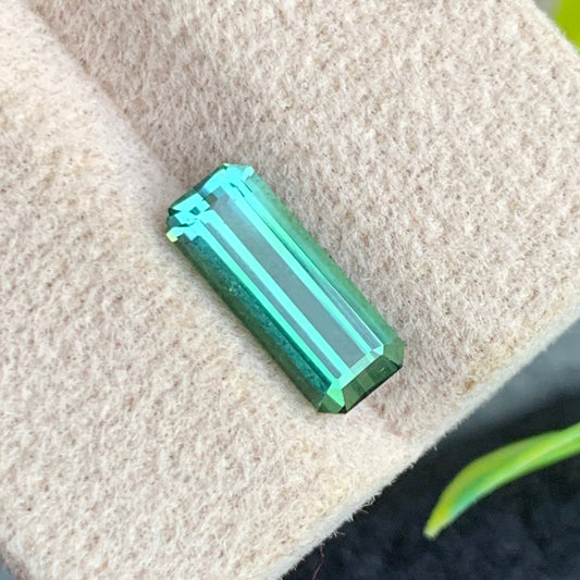 Bluish Green Tourmaline ring
Bluish Green Tourmaline pendant