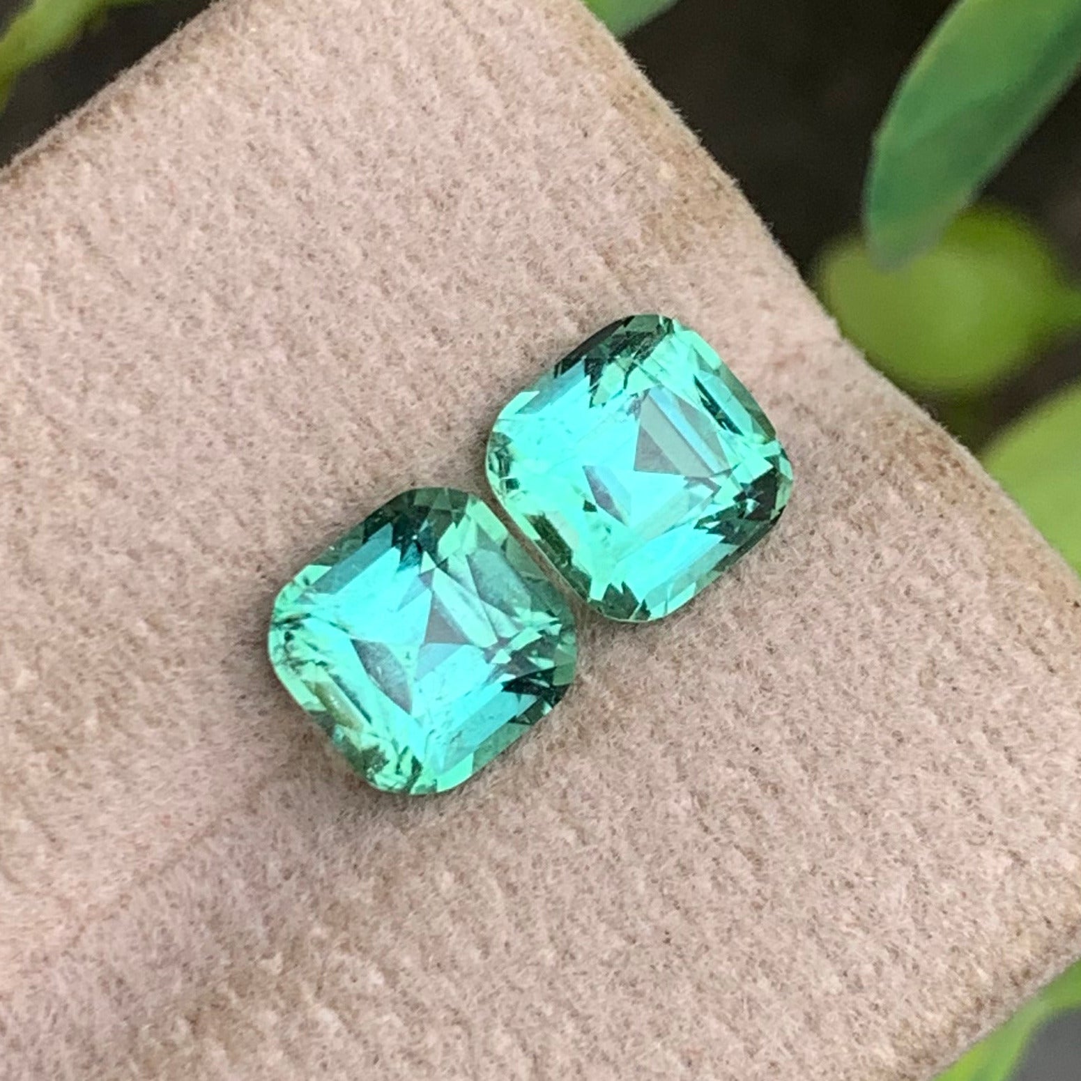 Seafoam Tourmaline ring
Seafoam Tourmaline pendant