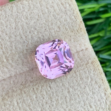 Baby Pink Tourmaline pendant
Baby Pink Tourmaline gift