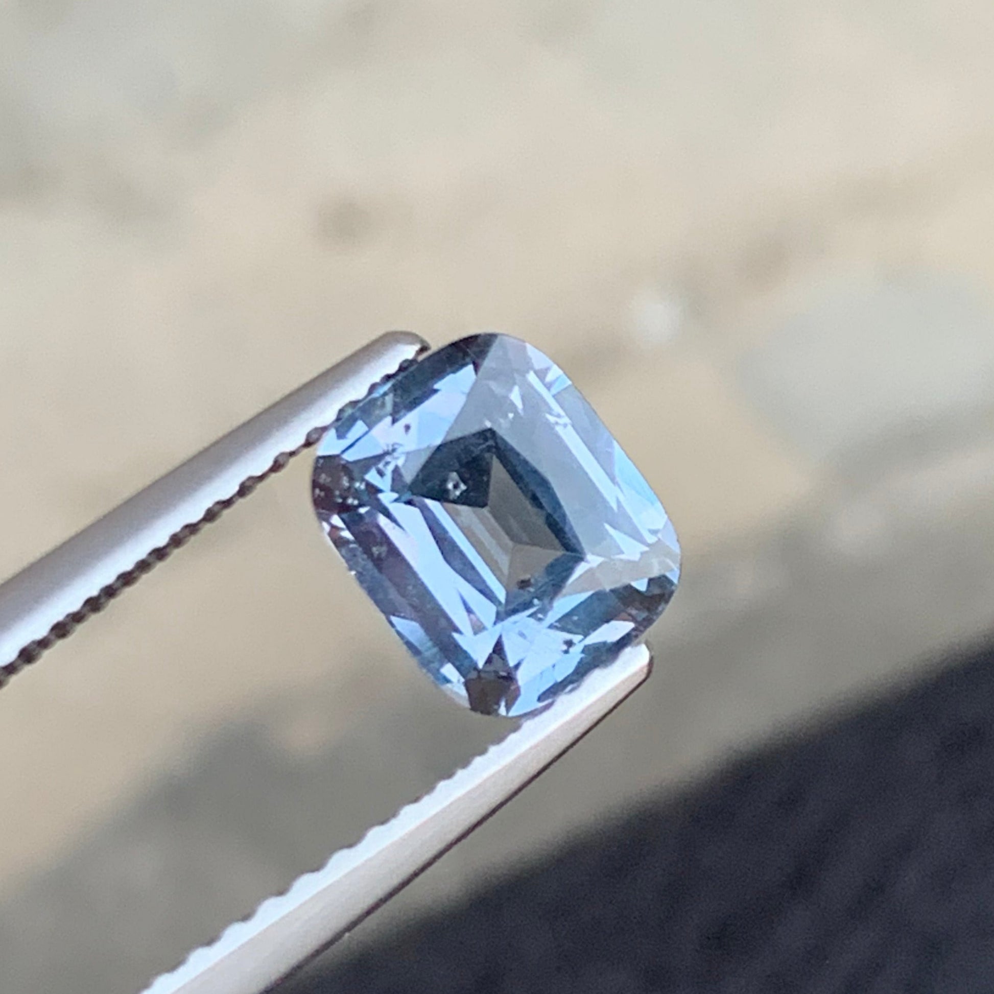 Gray Spinel ring
Gray Spinel pendant