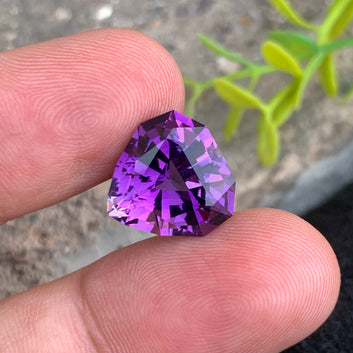 9.09 Carats Pinkish Purple Amethyst – Heart Shape | Eye-Catching Color, 14.80 x 14.60 x 9.11 MM