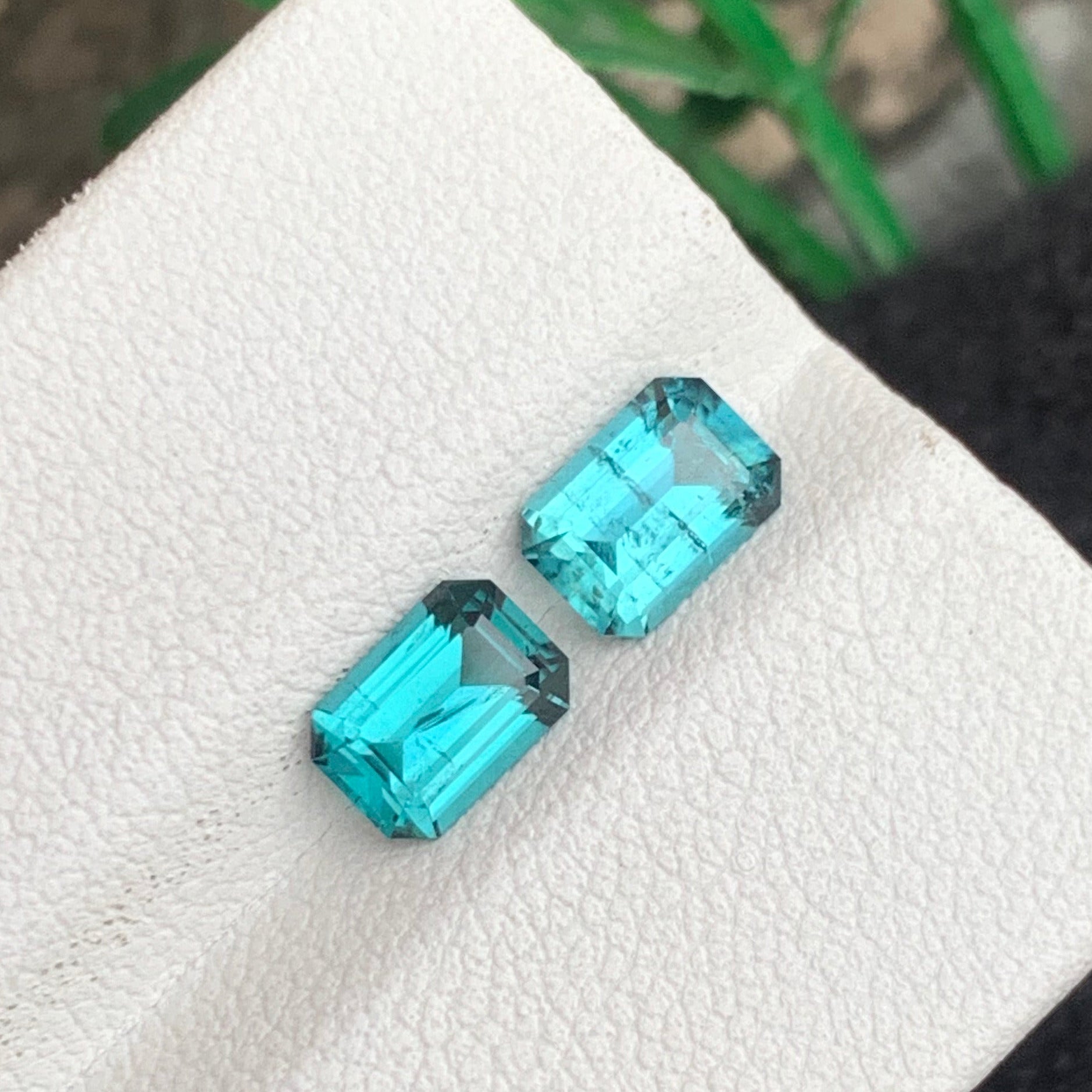 Lagoon Tourmaline ring
Lagoon Tourmaline pendant