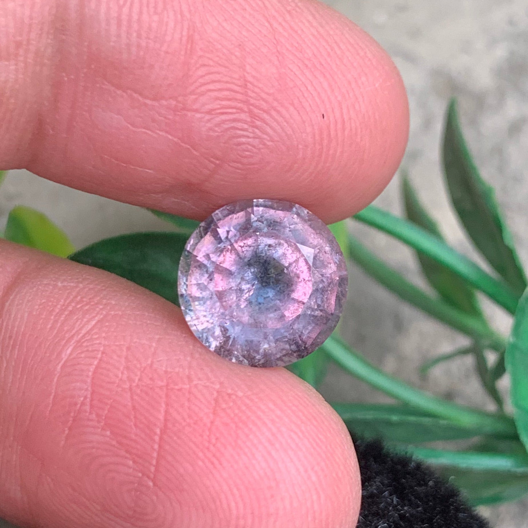 Bicolor Tourmaline round shape
Bicolor Tourmaline ring
Bicolor Tourmaline pndant