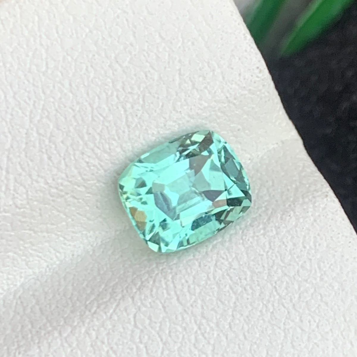 Seafoam Green Tourmaline ring
Seafoam Green Tourmaline pendant