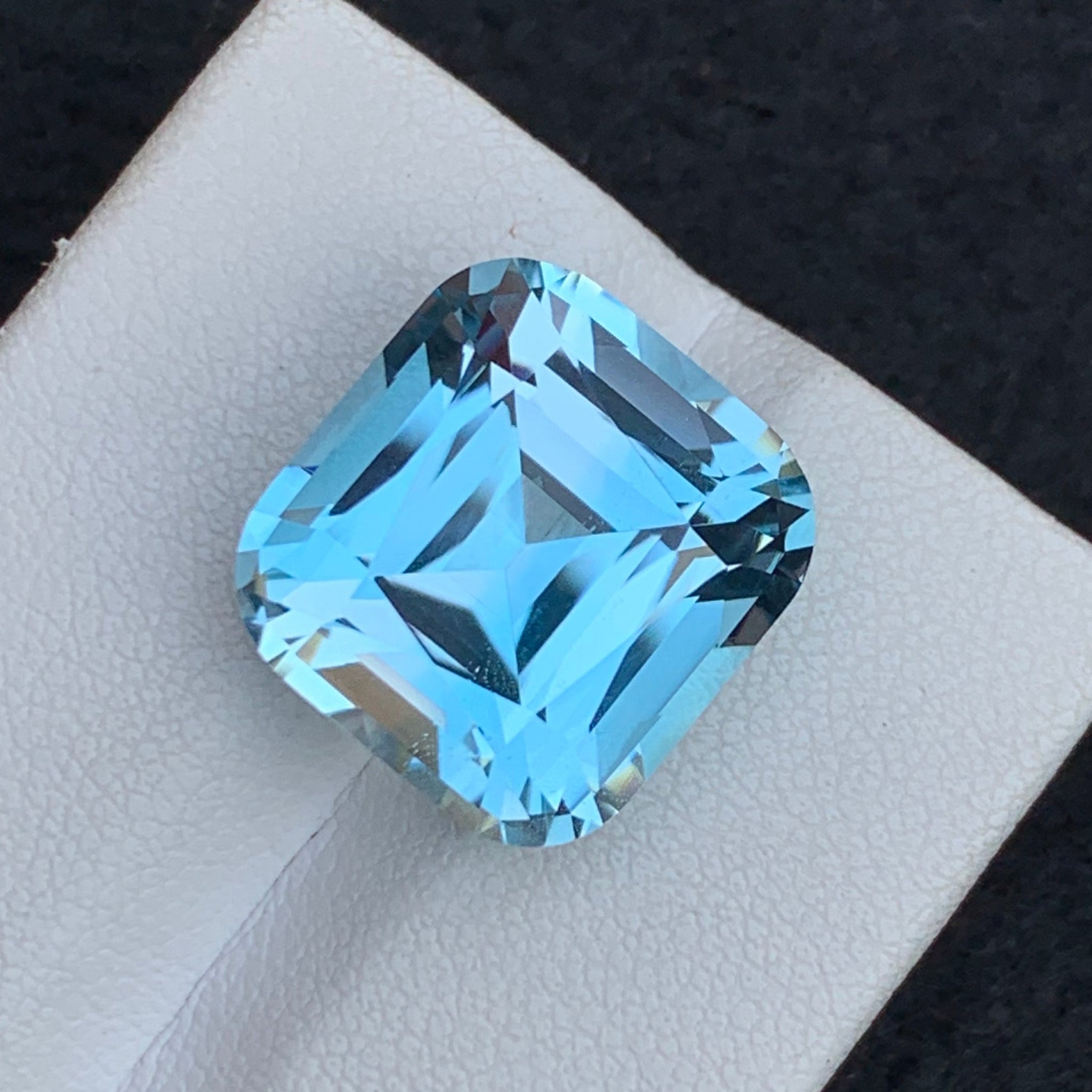 Swiss Blue Topaz from Africa, Cushion Cut 16.50 Cts