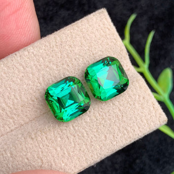 Bluish Green Tourmaline pair
Bluish Green Tourmaline earrings