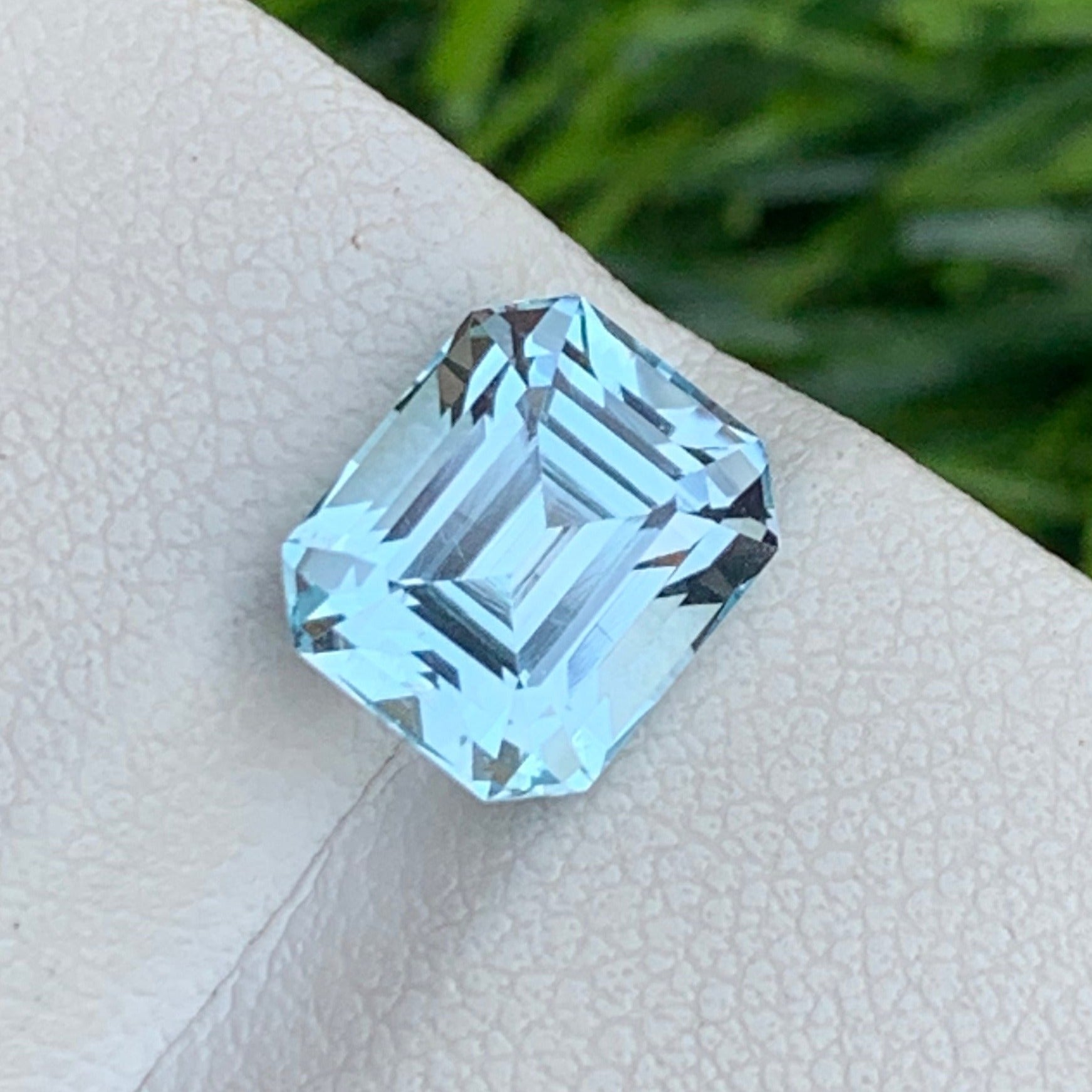 loose blue topaz