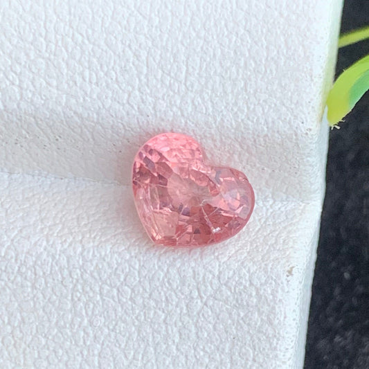 Peach Pink Spinel gemstone
Peach Pink Spinel jewelry