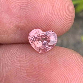 Peach Pink Spinel ring
Peach Pink Spinel pendant