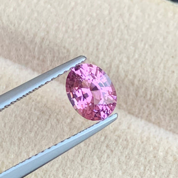 Pink Spinel Gemstone from Sri Lanka with Oval cut, 1.15 Carats | Onestep Gems