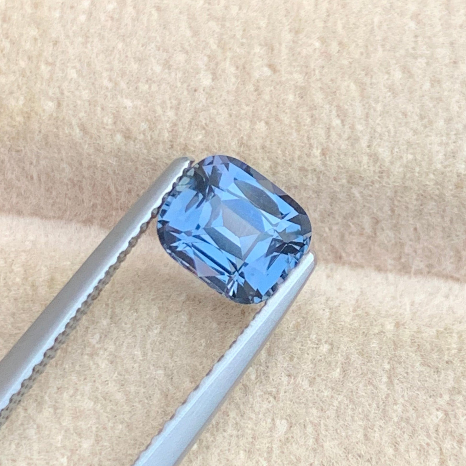 Bluish Gray Spinel gemstone
Bluish Gray Spinel  jewelry