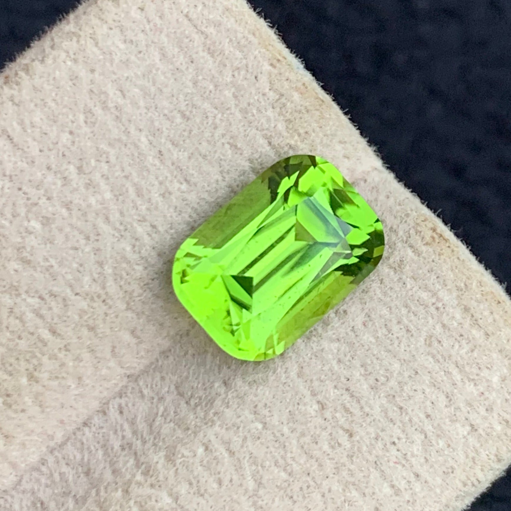 Green Peridot ring
Green Peridot pendant