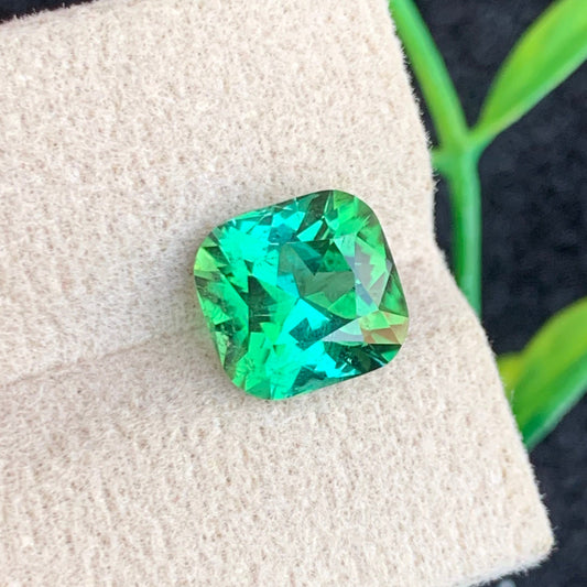 Bluish Green Tourmaline ring
Bluish Green Tourmaline pendant