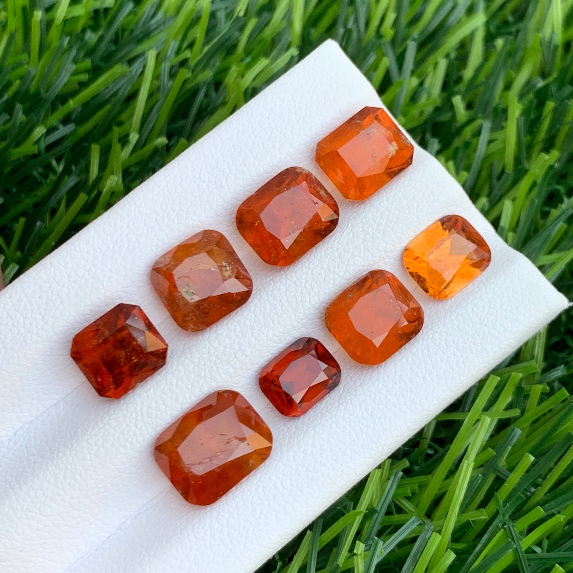 Hessonite Garnet Lot 