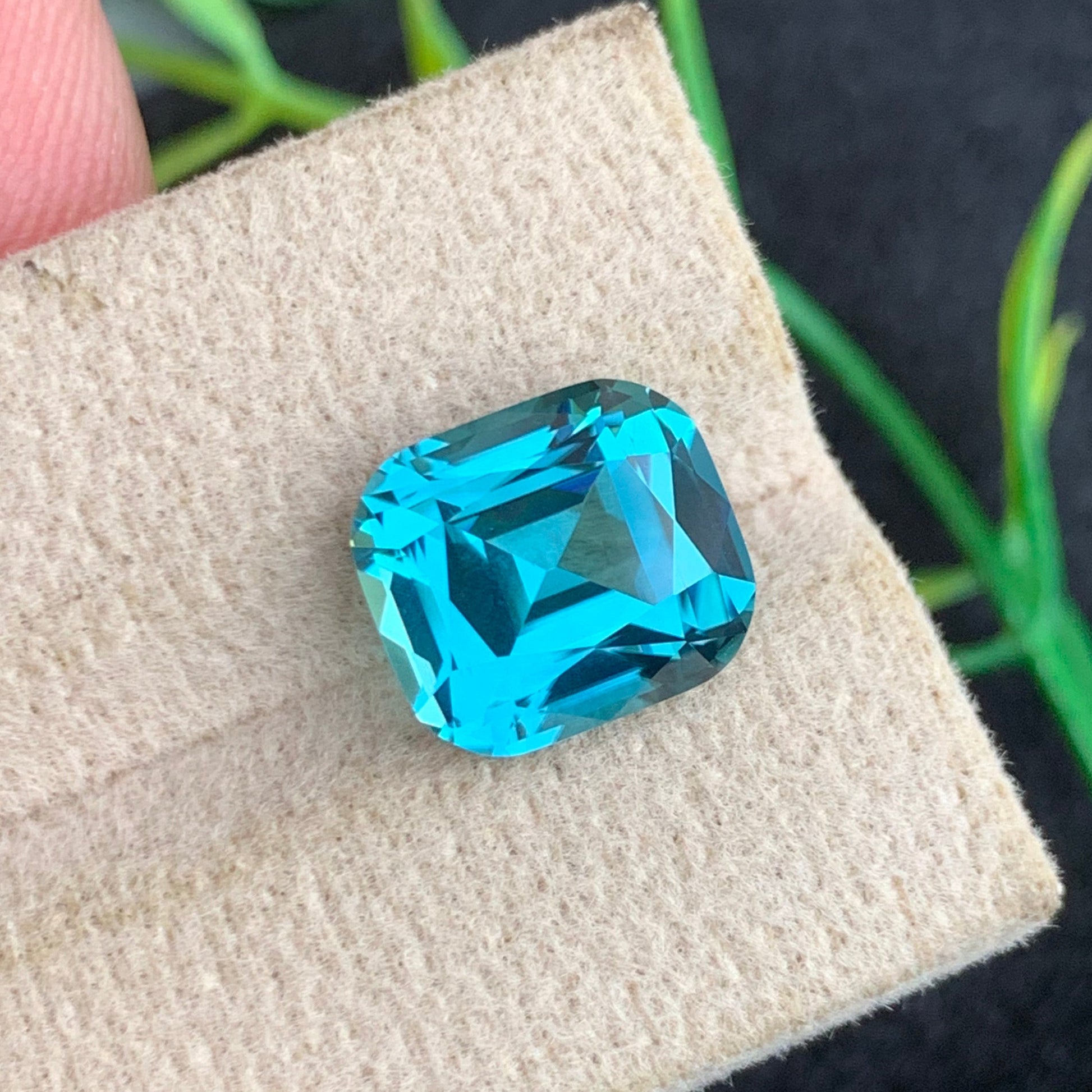  Pure Neon Blue Tourmaline
 Pure Neon Blue Tourmaline jewelry