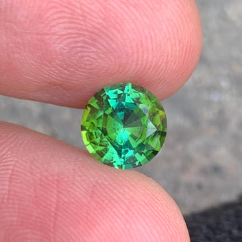 2.66 Carats Beautiful Bluish Green Tourmaline Gemstone with Round Shape from Afghanistan