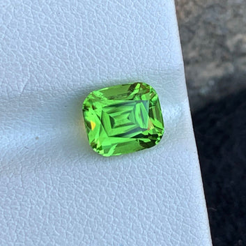 Yellow Green Peridot Gemstone, Cushion Cut 2.45 Carats