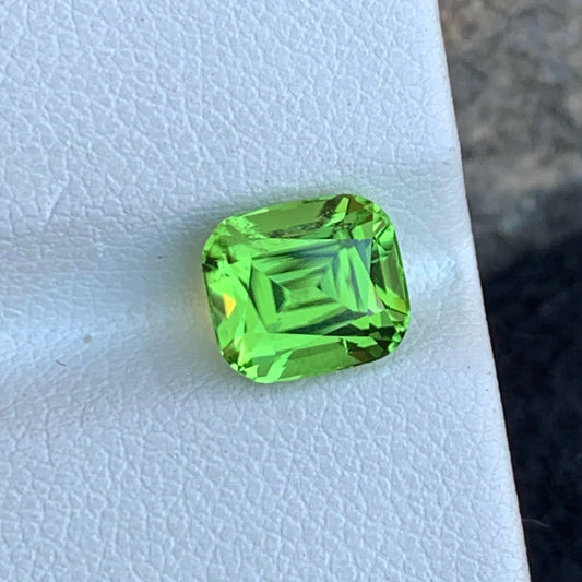 Yellow Green Peridot Gemstone, Cushion Cut 2.45 Carats