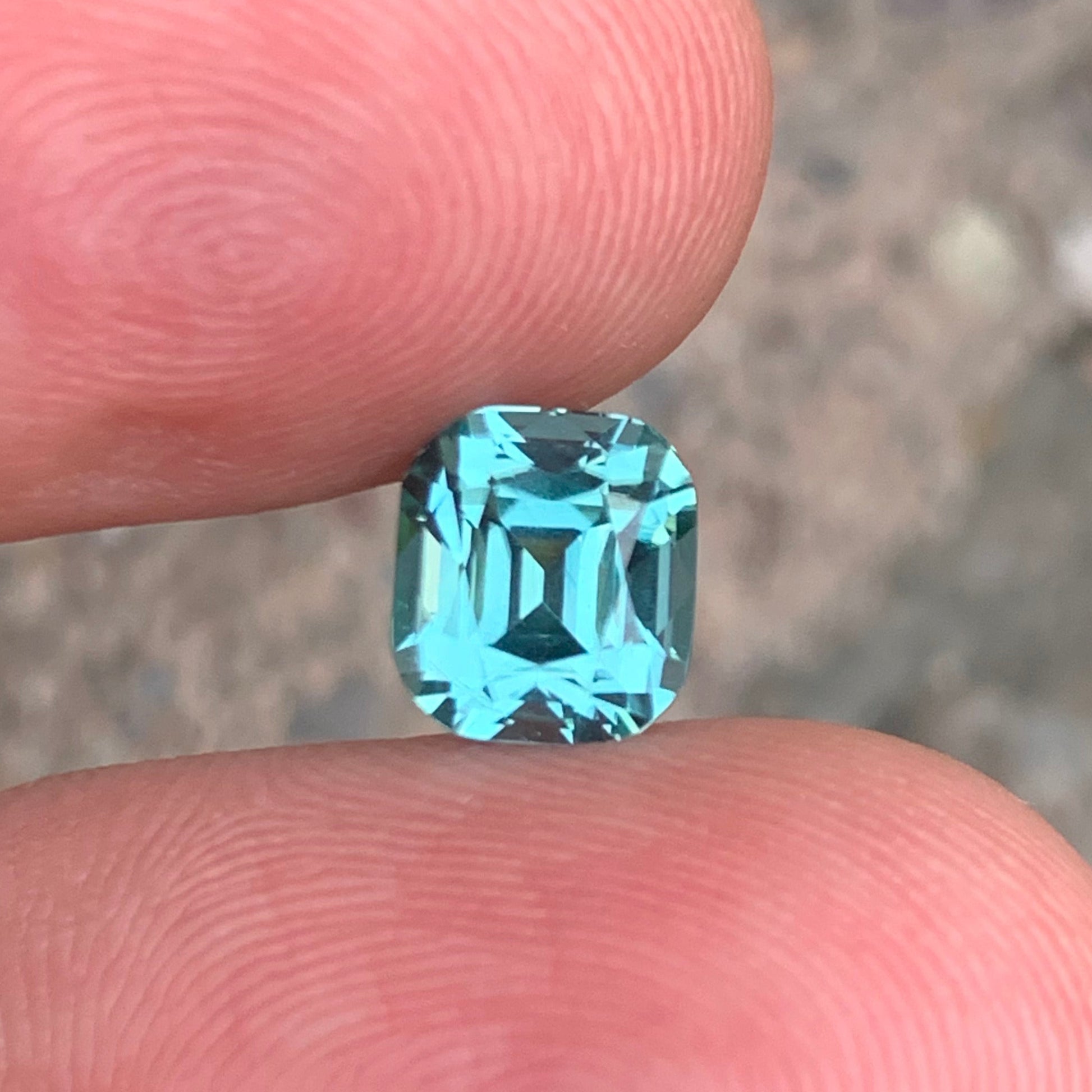 Greenish Seafoam Tourmaline ring
Seafoam Tourmaline pendant