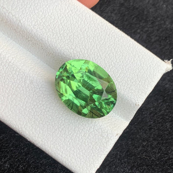 10.92 Carats Fine Rutile Green Peridot Gemstone with Oval Shape, Pakistan Origin