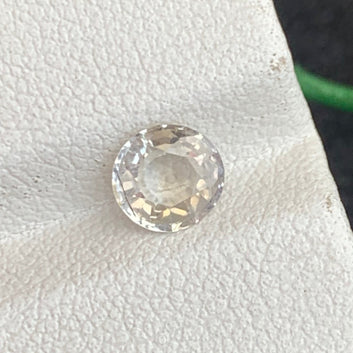 Light Yellow Sapphire  ring
Light Yellow Sapphire pendant