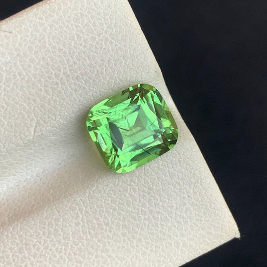 Yellow Green Peridot Gemstone, Cushion Cut 3.70 Carats