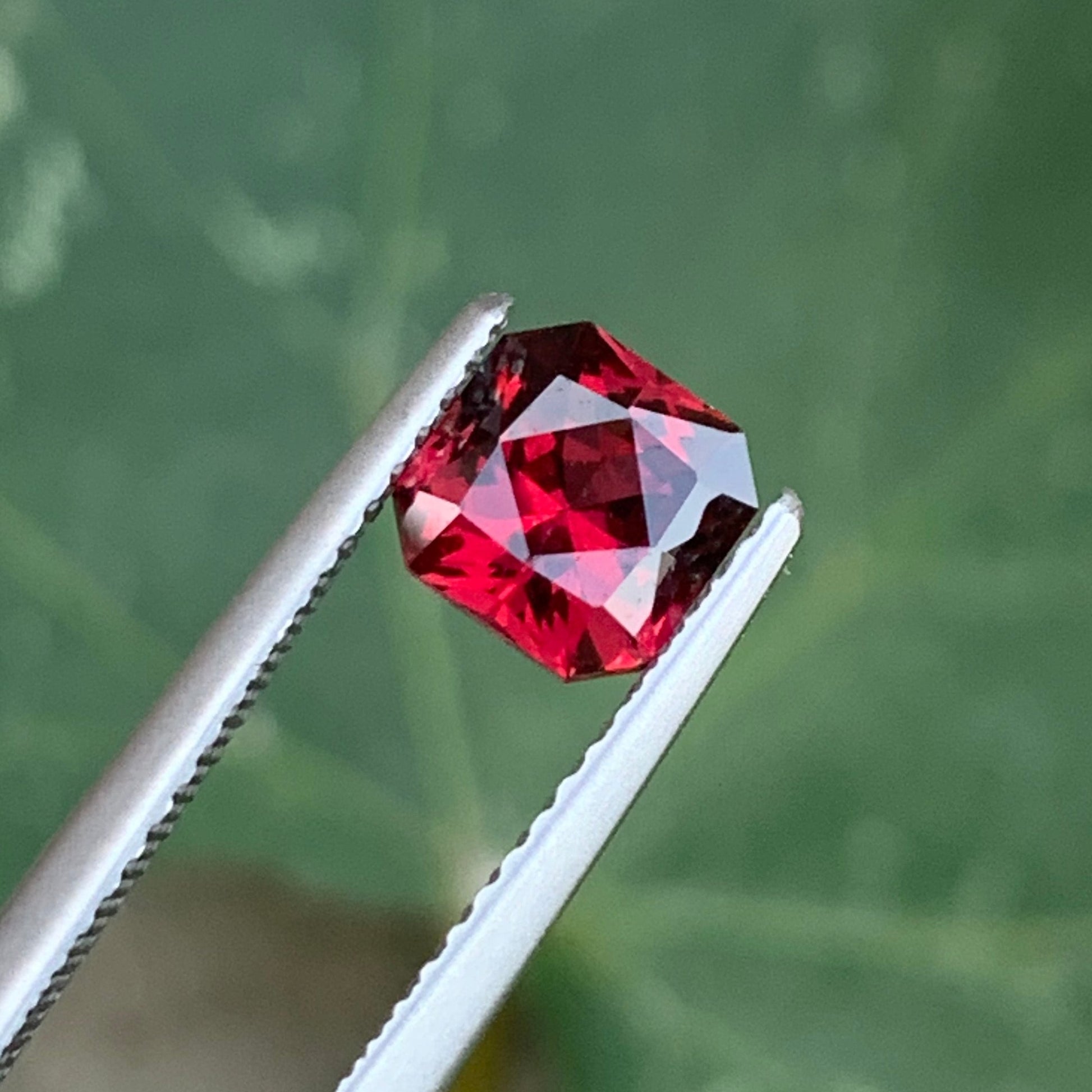 faceted red garnet gems