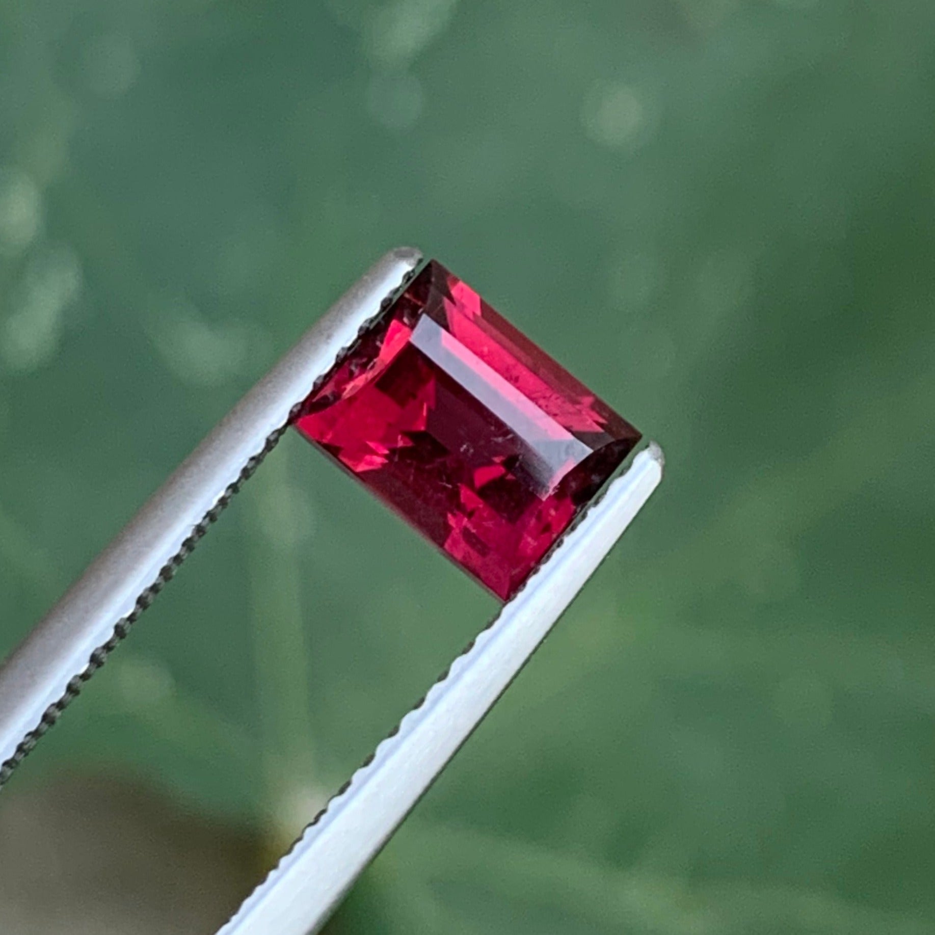 Natural pink red garnet