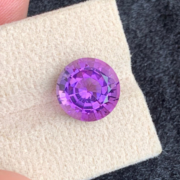 5.84 Carats Attractive Pink Purple Amethyst Gemstone with Perfect Round Shape