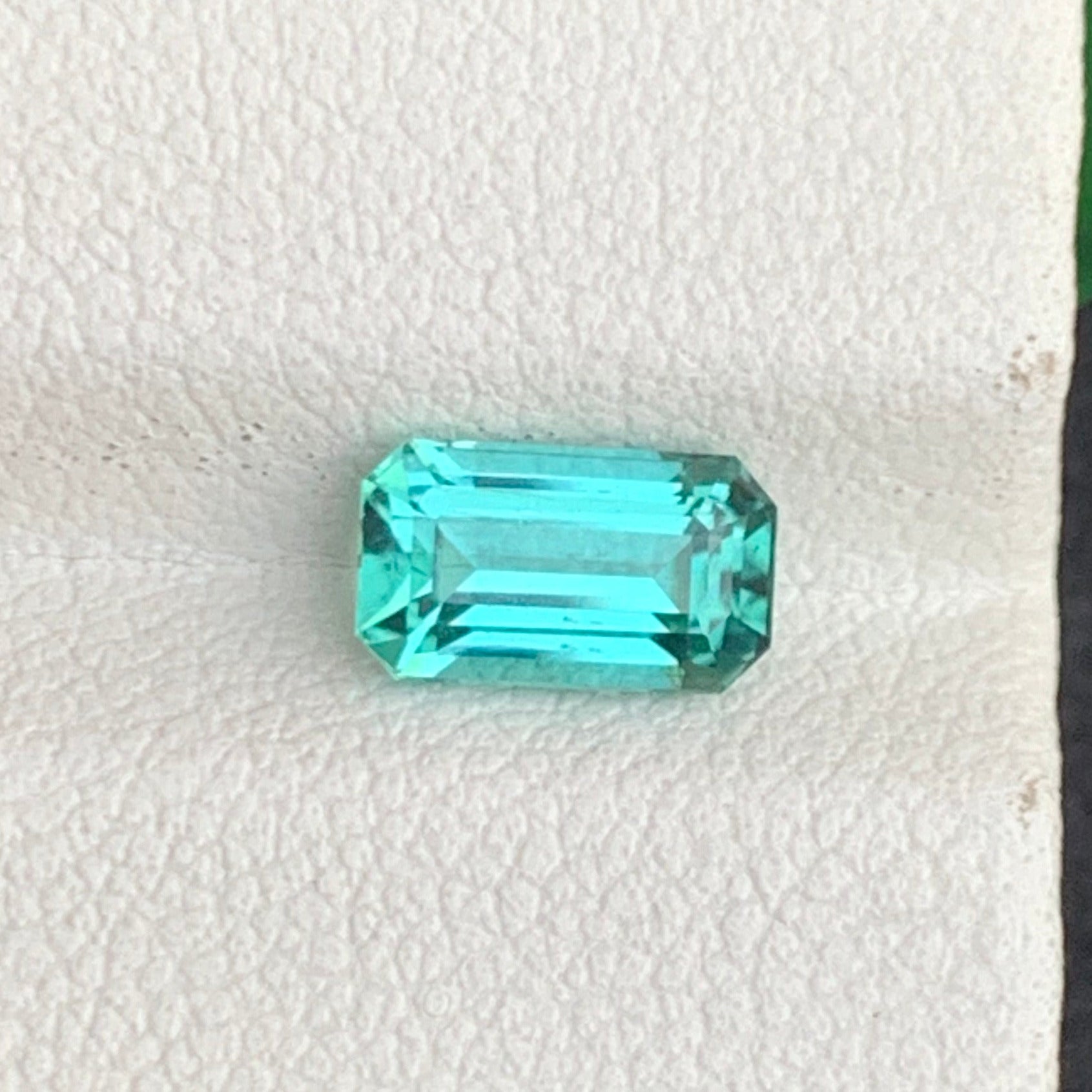 Lagoon Tourmaline ring
Lagoon Tourmaline pendant