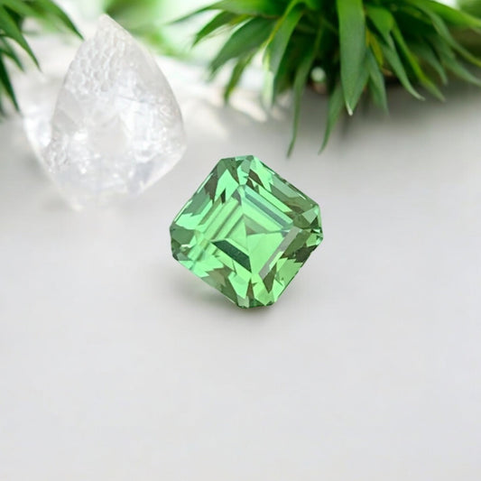 Stunning Green Peridot Gemstone, Asscher Cut 1.75 Carats