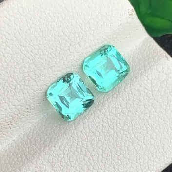 Seafoam Tourmaline earings
Greenish Tourmaline pendant