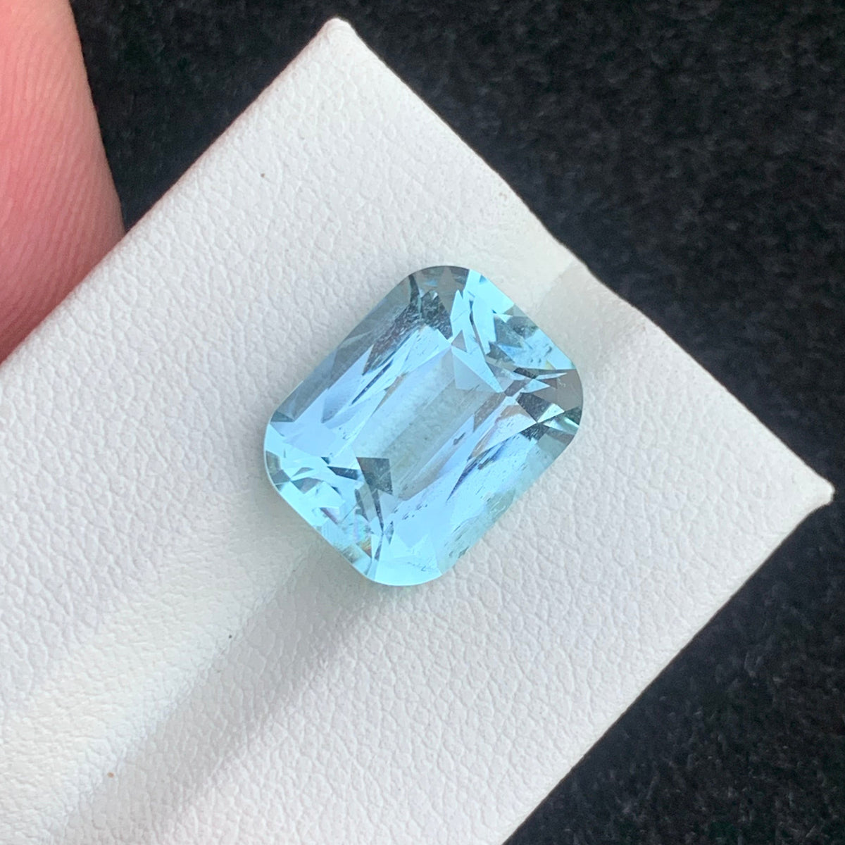 Aquamarine ring
Aquamarine pendant
Aquamarine gift