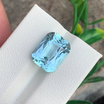 Aquamarine stone
 Aquamarine jewelry