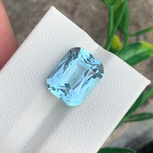 Aquamarine stone
 Aquamarine jewelry