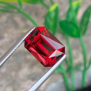 Rhodolite Garnet ring
Rhodolite Garnet pendant