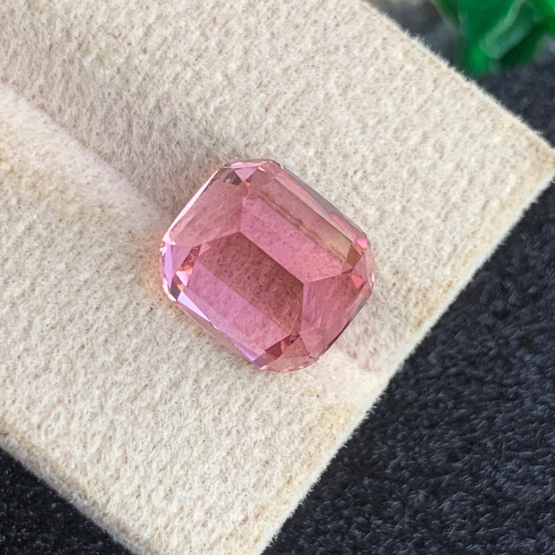 Neon Pink Tourmaline ring
Neon Pink Tourmaline pendant