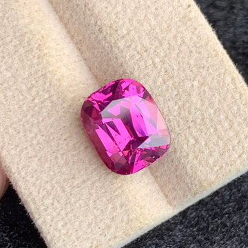 Pink Garnet ring
Pink Garnet pendant