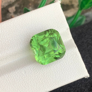 Rutile Green Peridot gemstone
Rutile Green Peridot jewelry