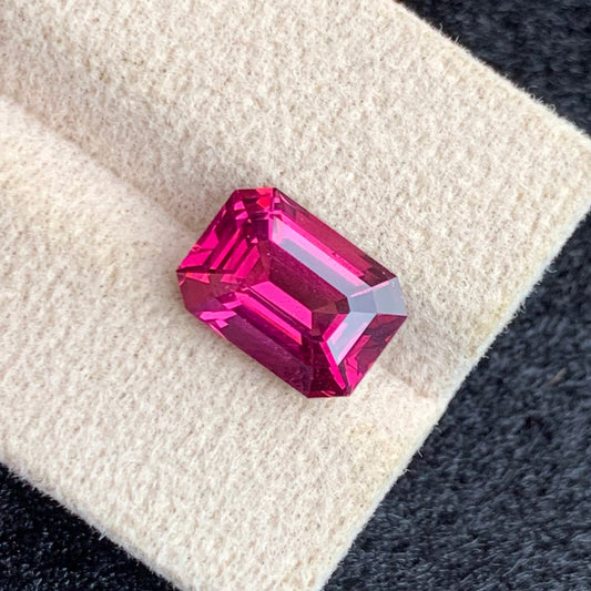 Pink Garnet Gemstone
Pink Garnet jewelry