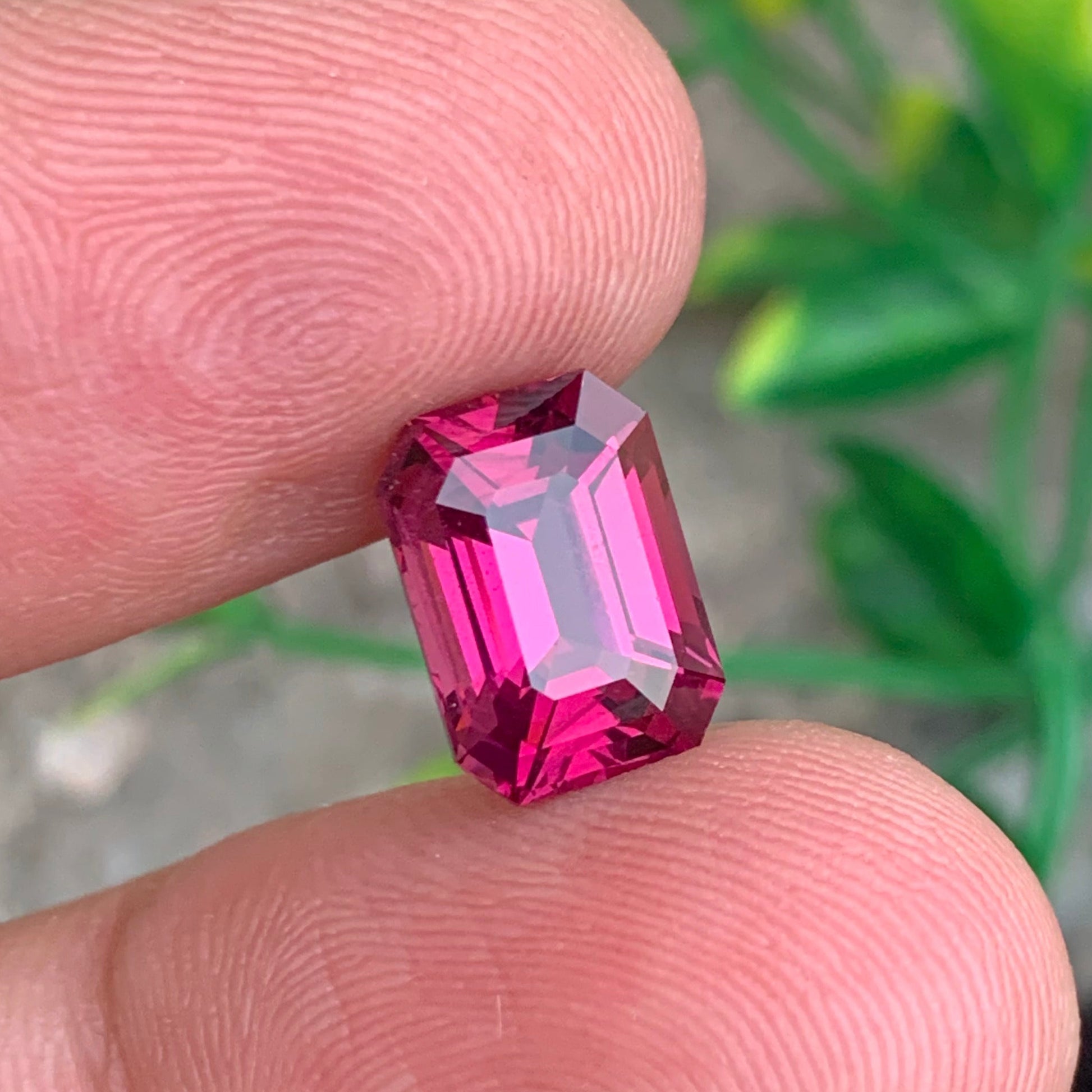 Pink Garnet ring
Pink Garnet pendant